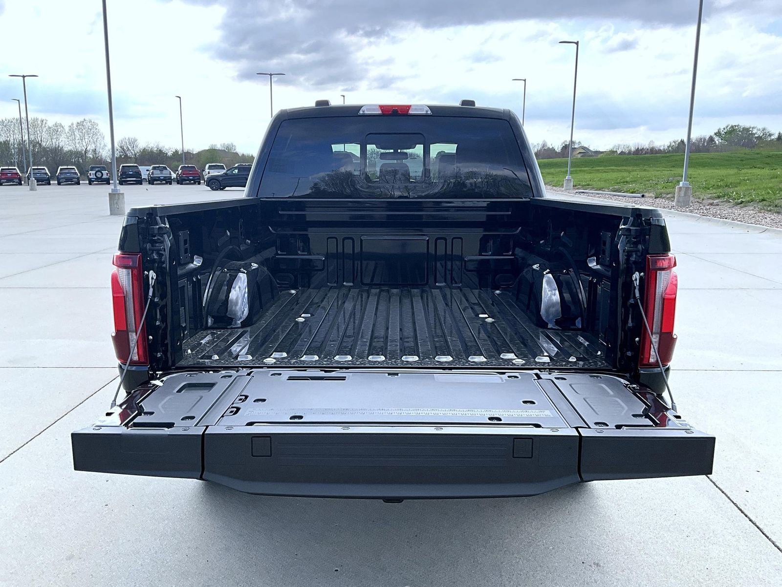 New 2026 Ford F150 Platinum AWD/4WD image 16