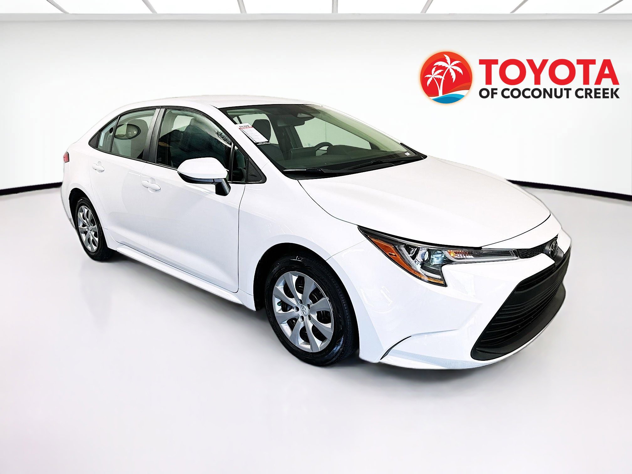 Used 2023 Toyota Corolla LE image 1