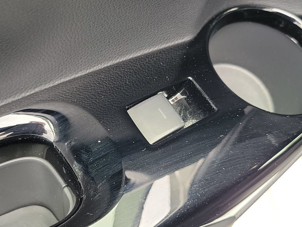 Used 2025 Toyota Corolla SE w/ SE Package FWD image 17
