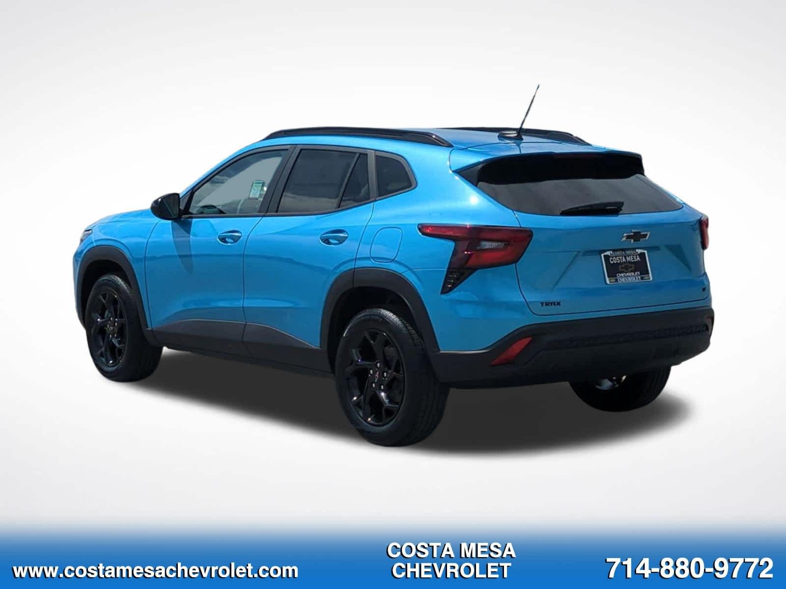 New 2026 Chevrolet Trax LT w/ Midnight Edition FWD image 7