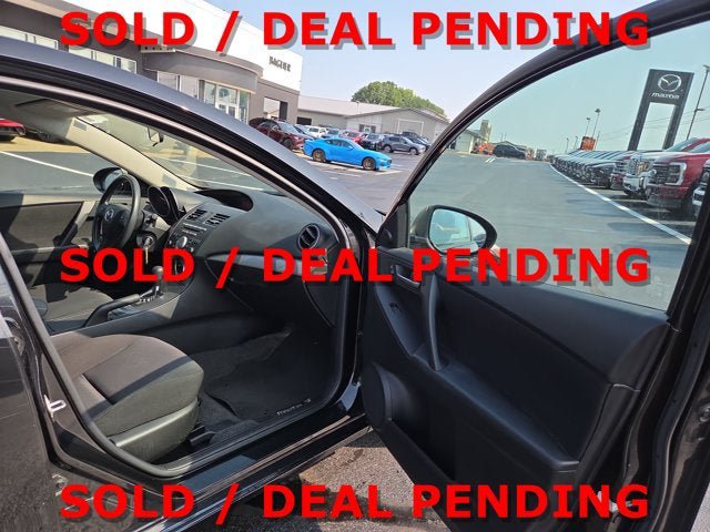 Used 2011 MAZDA MAZDA3 i Touring FWD image 12