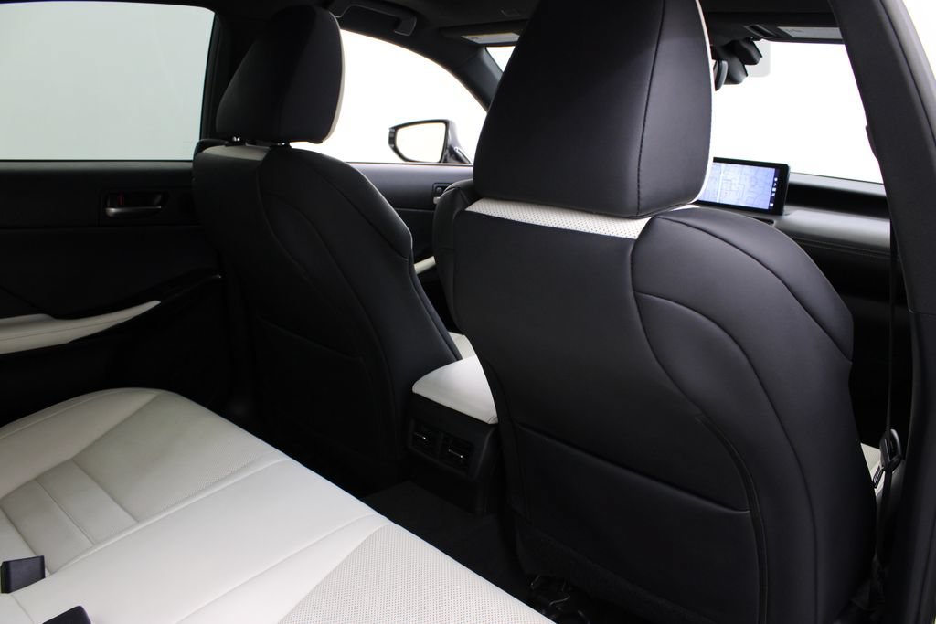 Used 2022 Lexus IS 350 F Sport RWD image 22