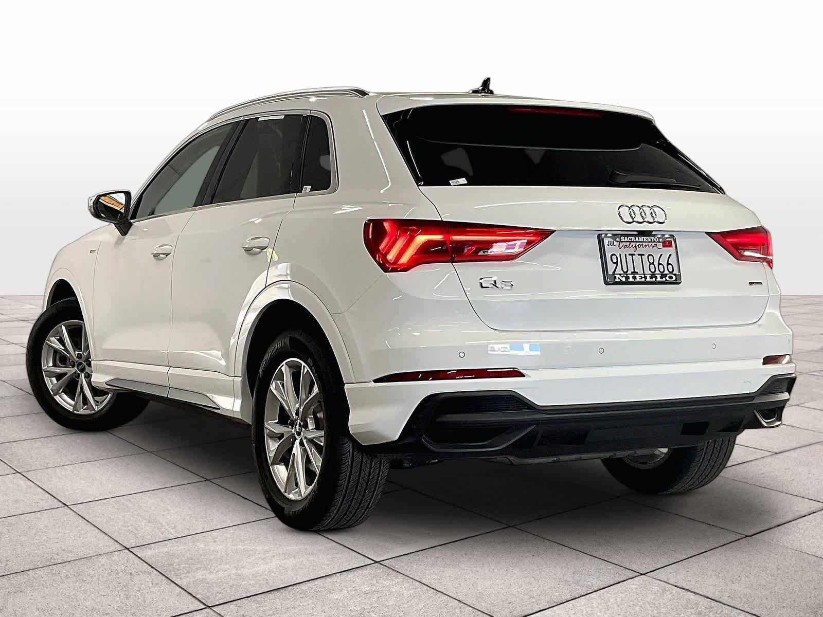 Certified 2025 Audi Q3 2.0T Premium w/ Convenience Package AWD/4WD image 12