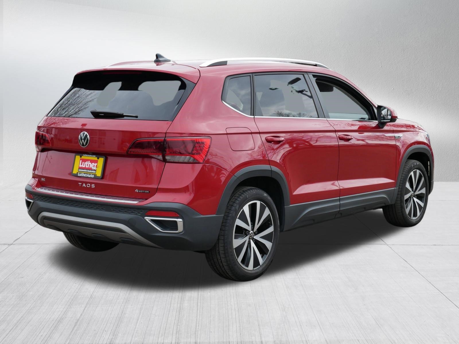 Used 2022 Volkswagen Taos SE image 7