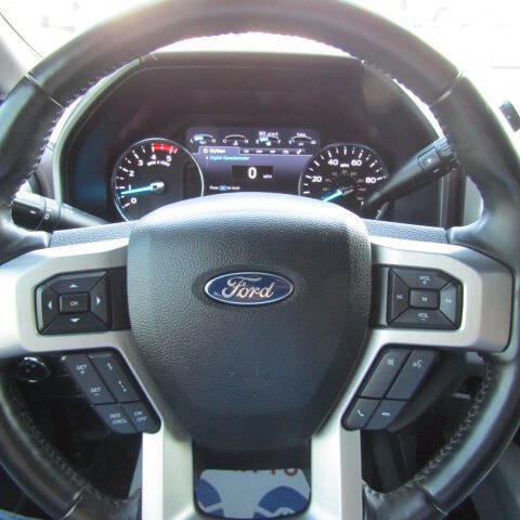 Used 2017 Ford F450 Platinum w/ Platinum Ultimate Package AWD/4WD image 9