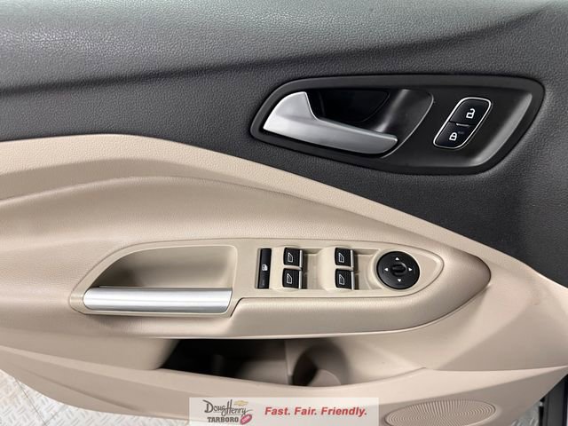 Used 2019 Ford Escape SE FWD image 22