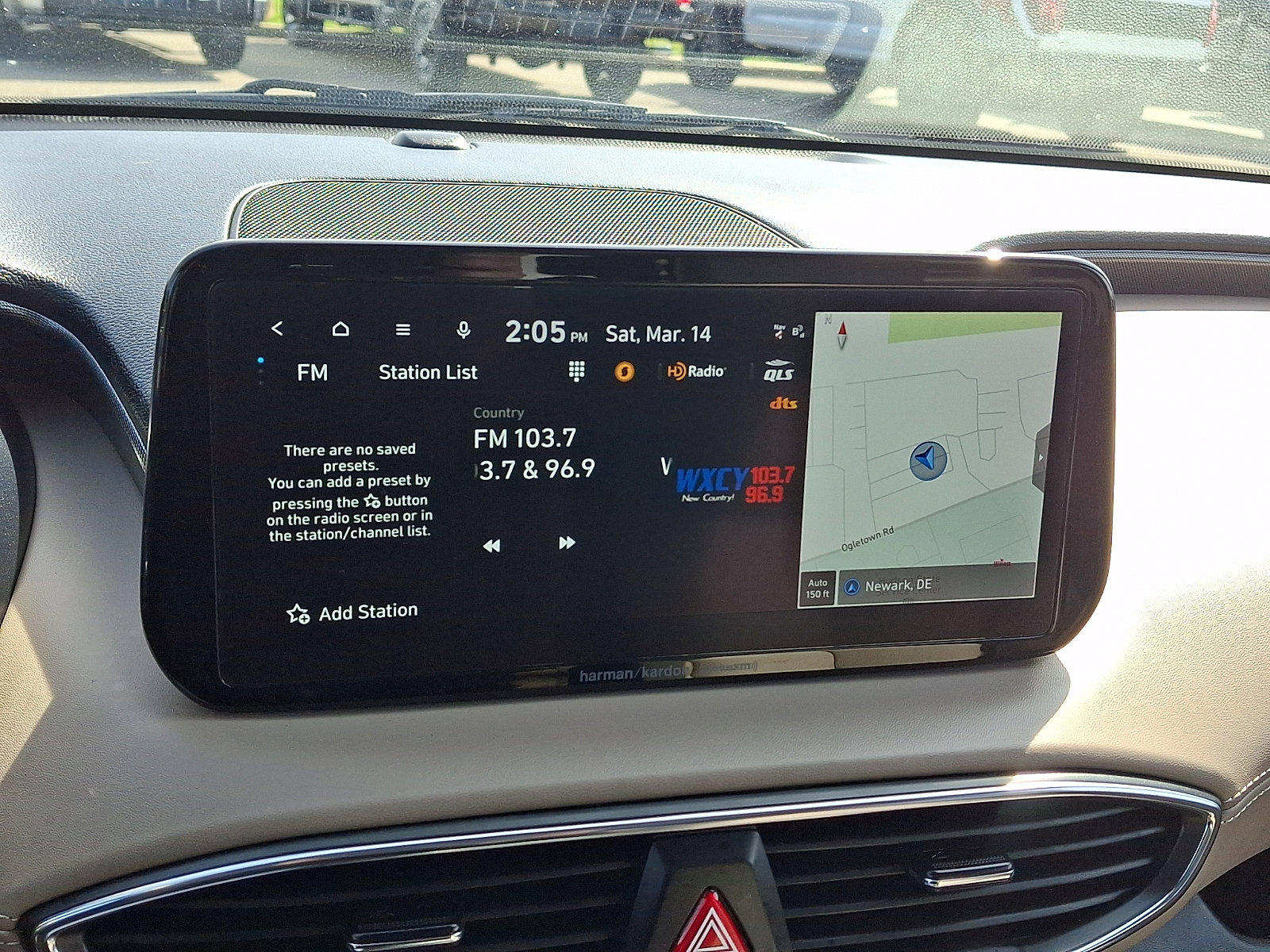 Used 2023 Hyundai Santa Fe SEL w/ Premium Package image 24