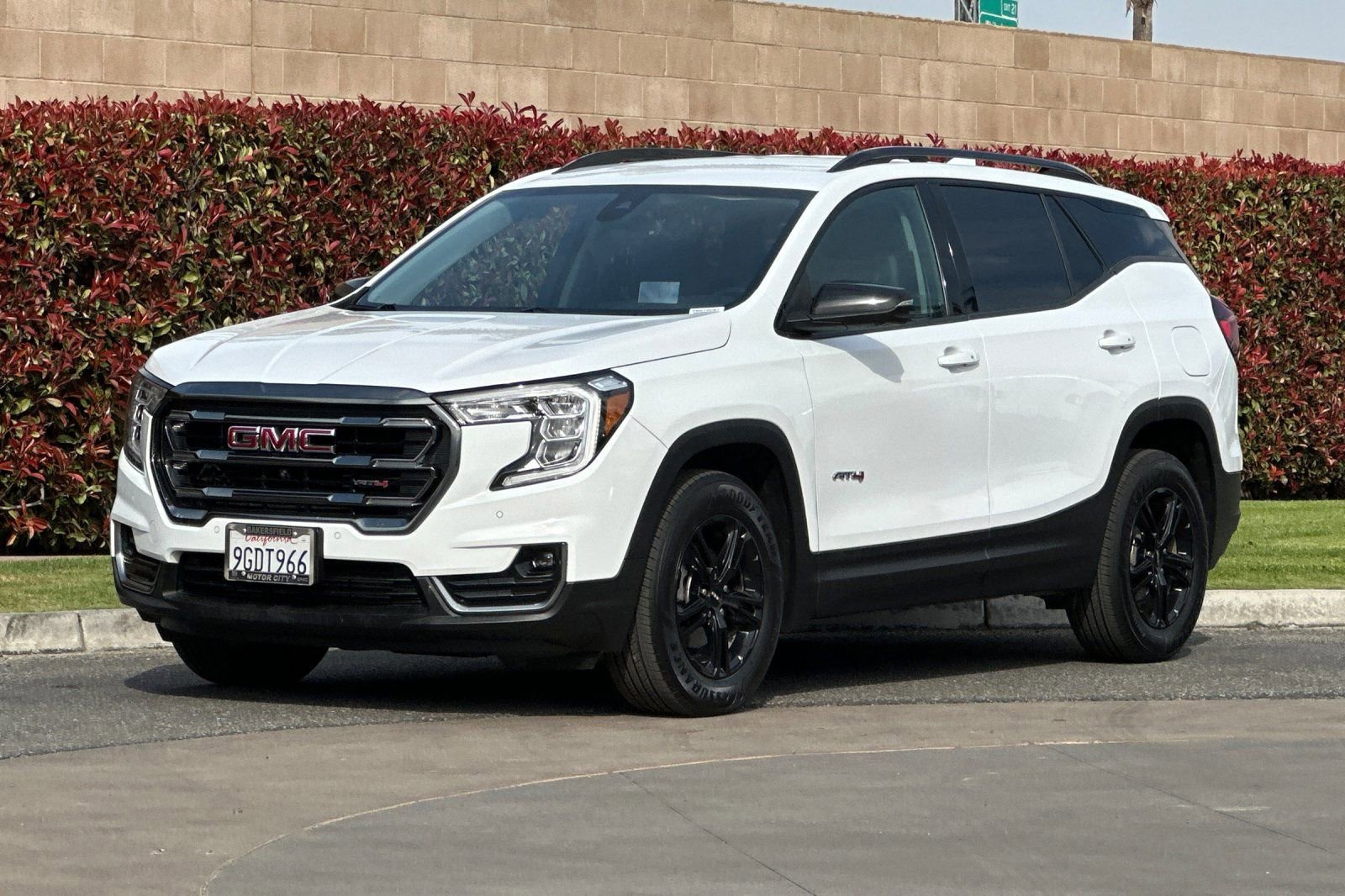 Certified 2023 GMC Terrain AT4 w/ Infotainment Package II image 8