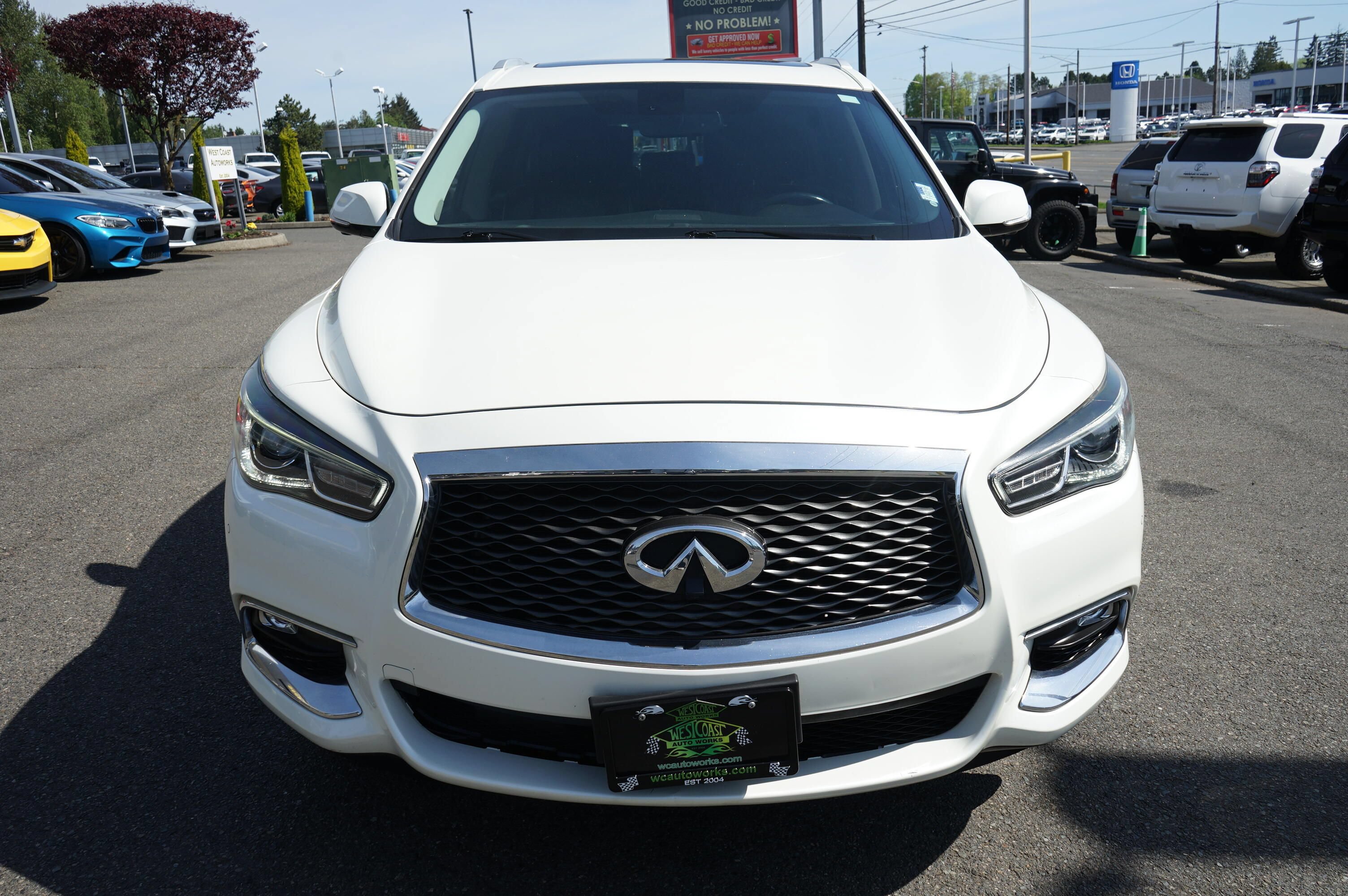 Used 2017 INFINITI QX60 Luxe w/ Premium Plus Package AWD/4WD image 8