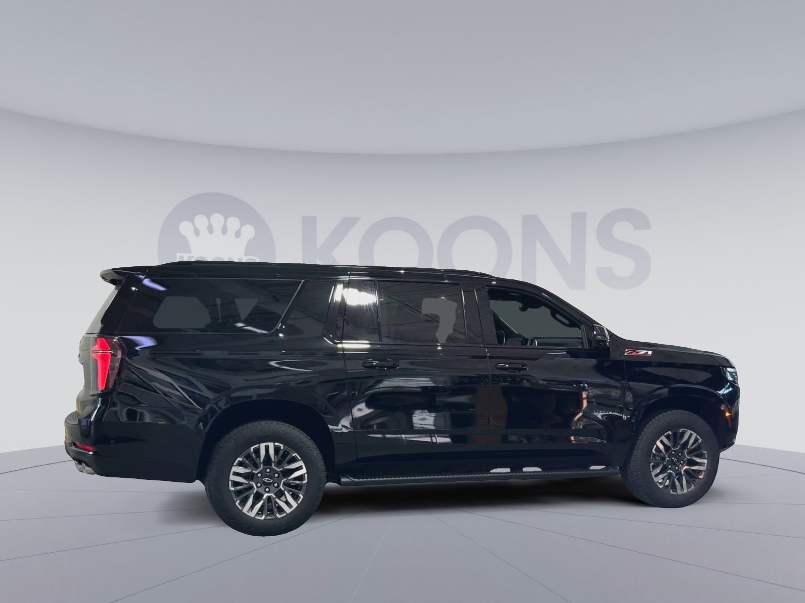 New 2026 Chevrolet Suburban Z71 image 12