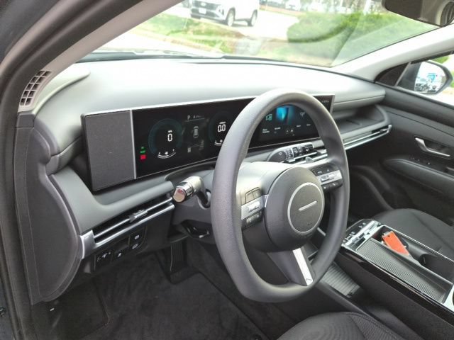 Used 2026 Hyundai Tucson Blue SE AWD/4WD image 16