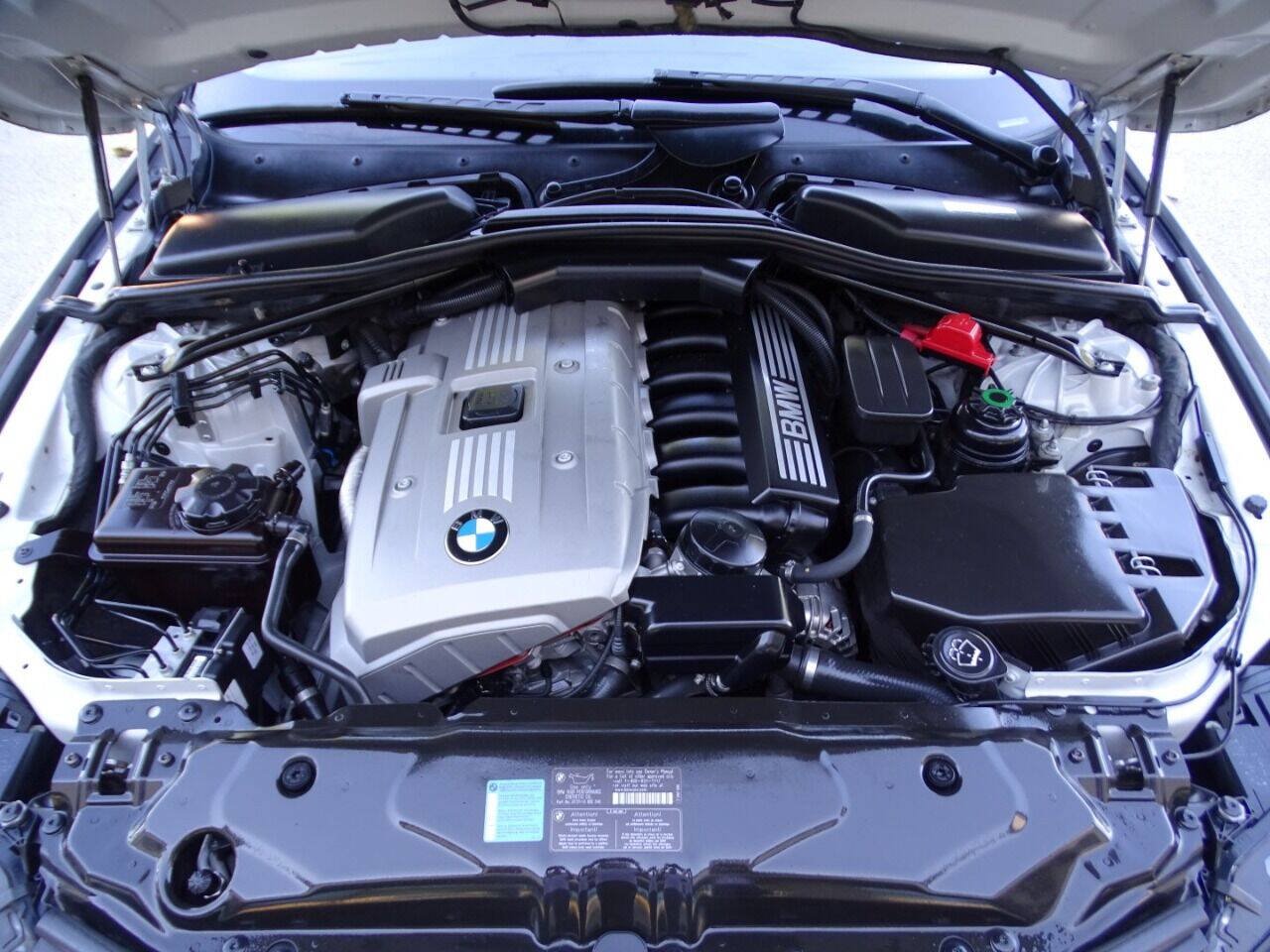 Used 2007 BMW 530xi Wagon AWD/4WD image 67