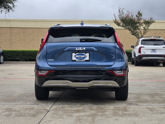 Certified 2023 Kia Niro Wave FWD image 7