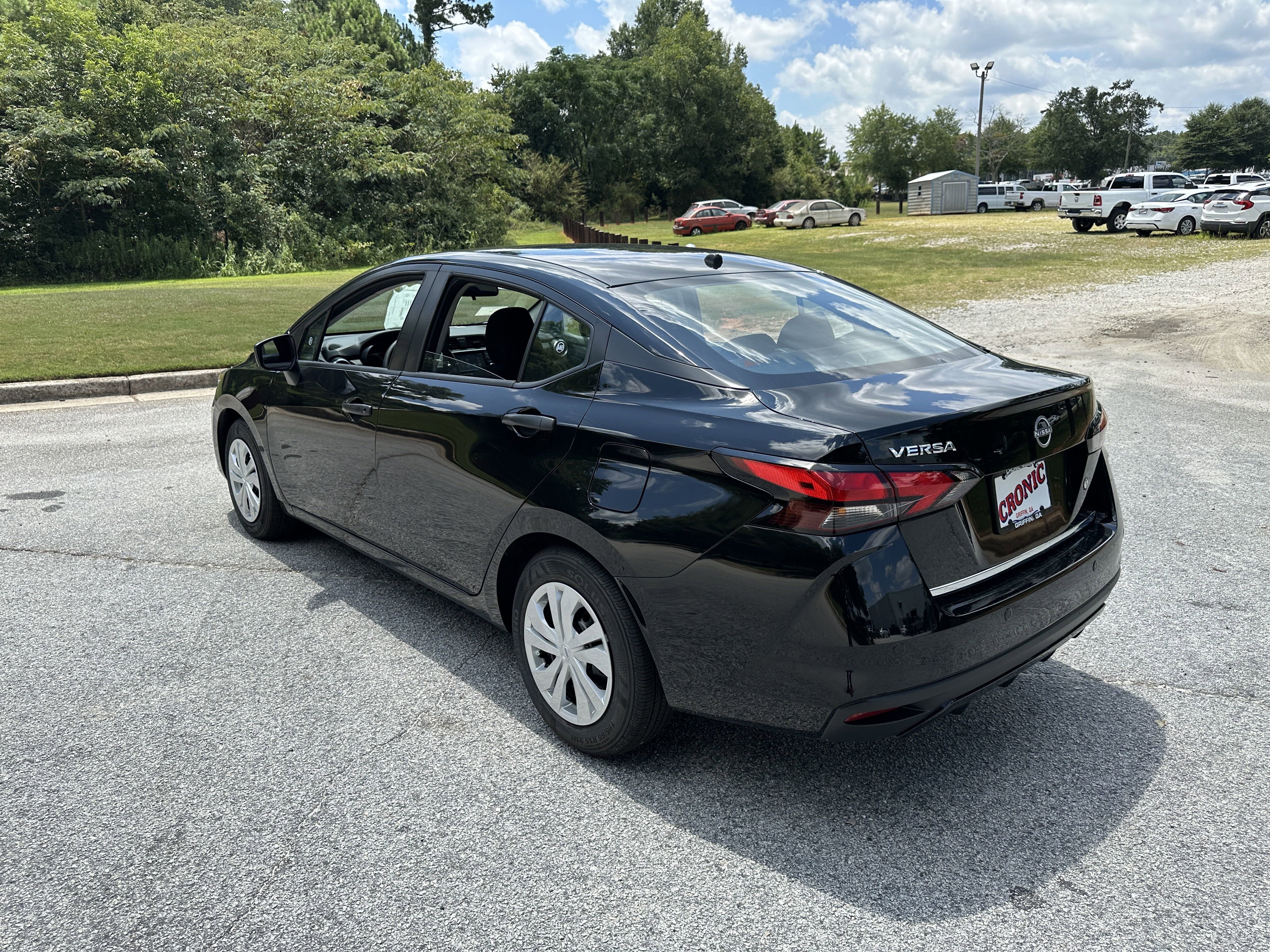 New 2025 Nissan Versa S w/ Trunk Package image 5