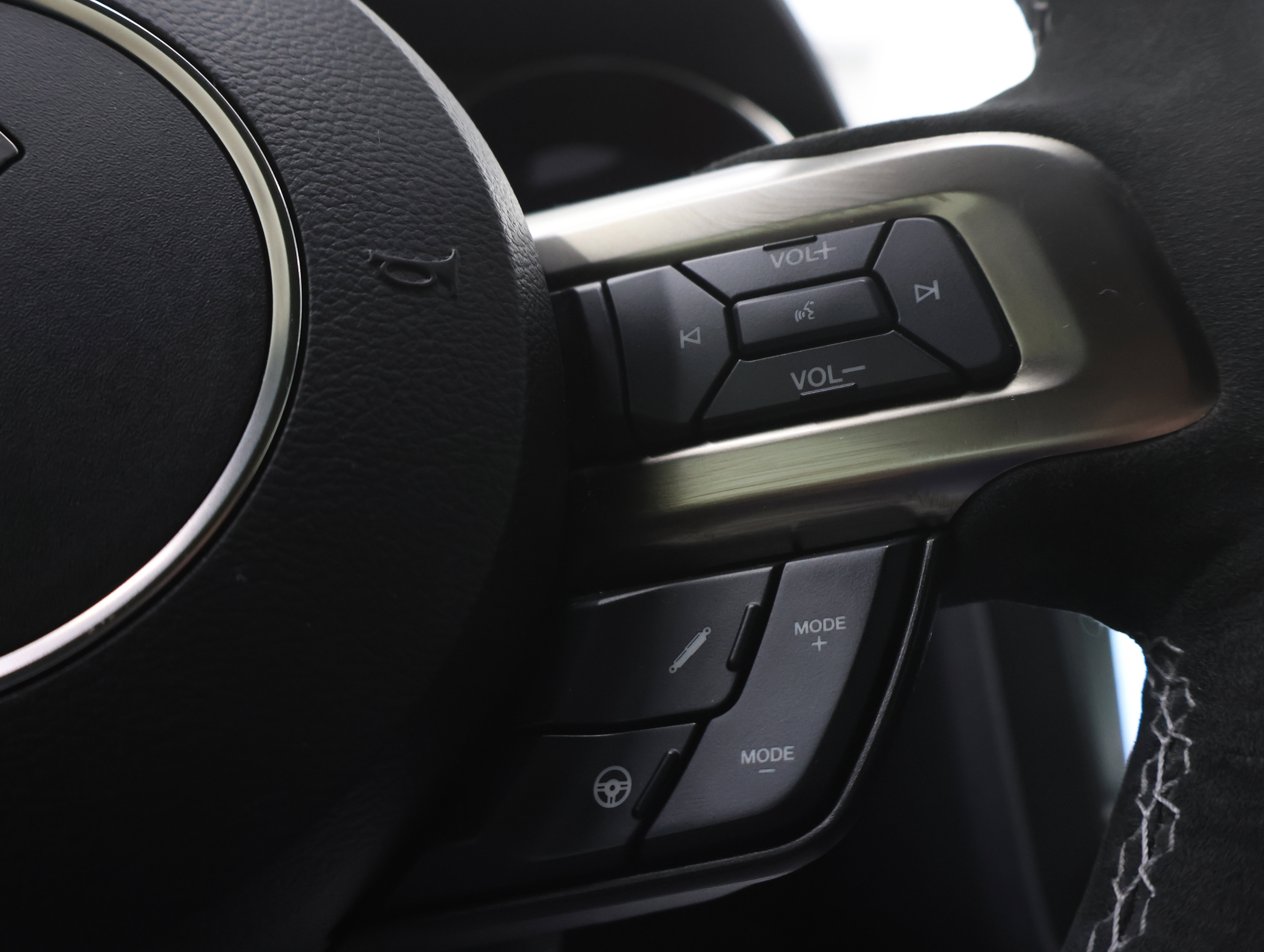 Used 2018 Ford Mustang Shelby GT350 w/ Electronics Package image 14