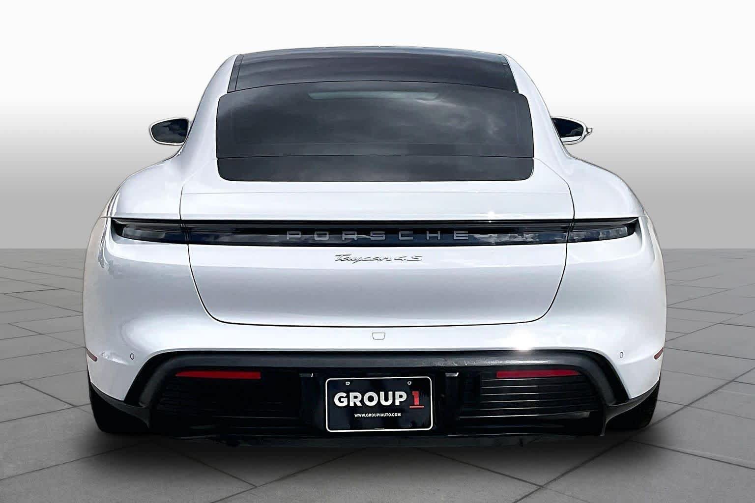 Used 2022 Porsche Taycan 4S AWD/4WD image 4
