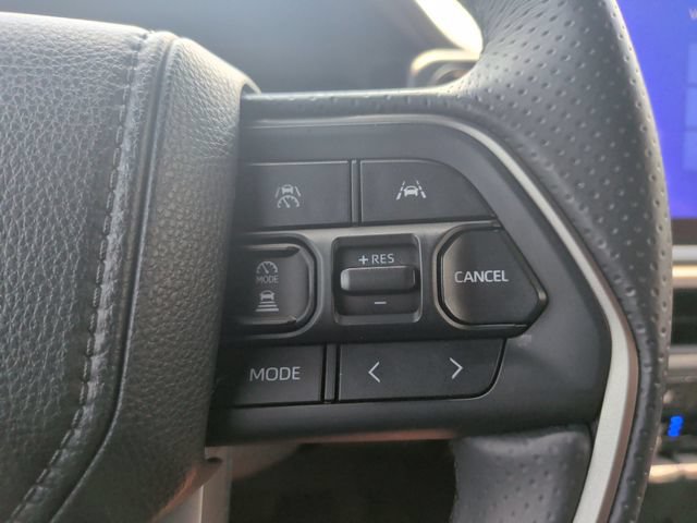 Used 2025 Toyota 4Runner Limited RWD image 20