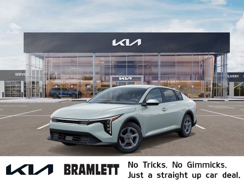 New 2025 Kia K4 LXS
