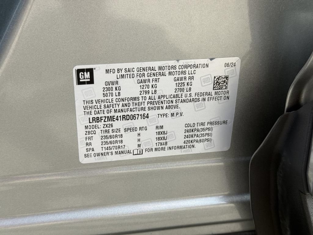 Used 2024 Buick Envision Preferred AWD/4WD image 27