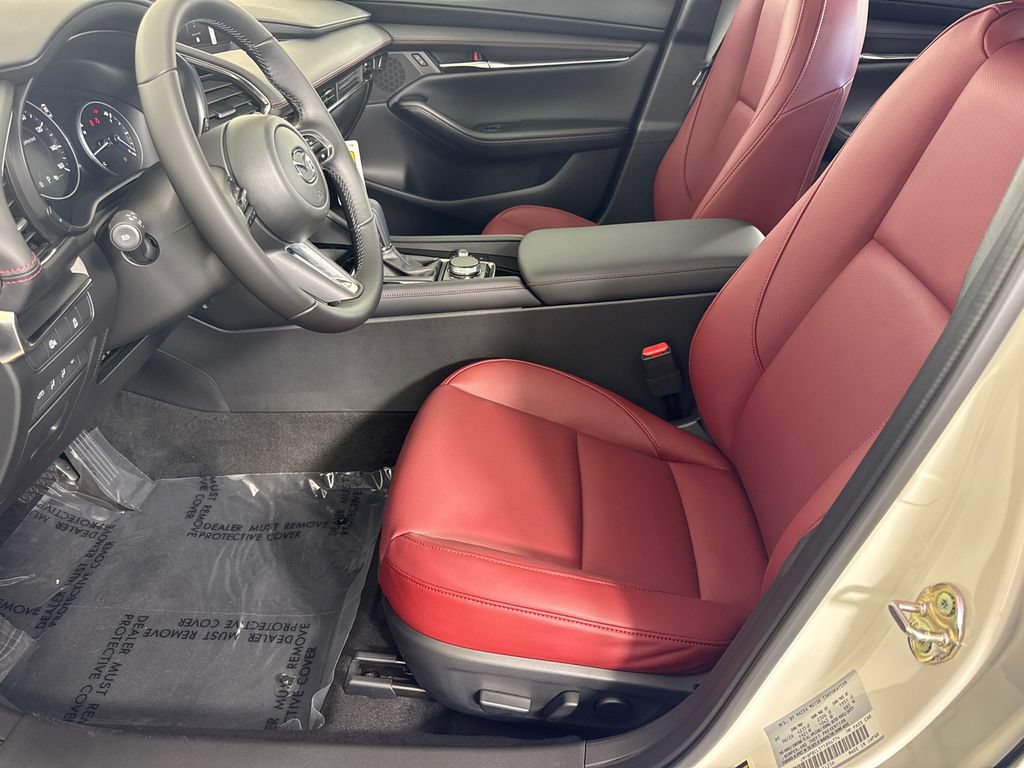 New 2026 MAZDA MAZDA3 Carbon AWD/4WD image 9
