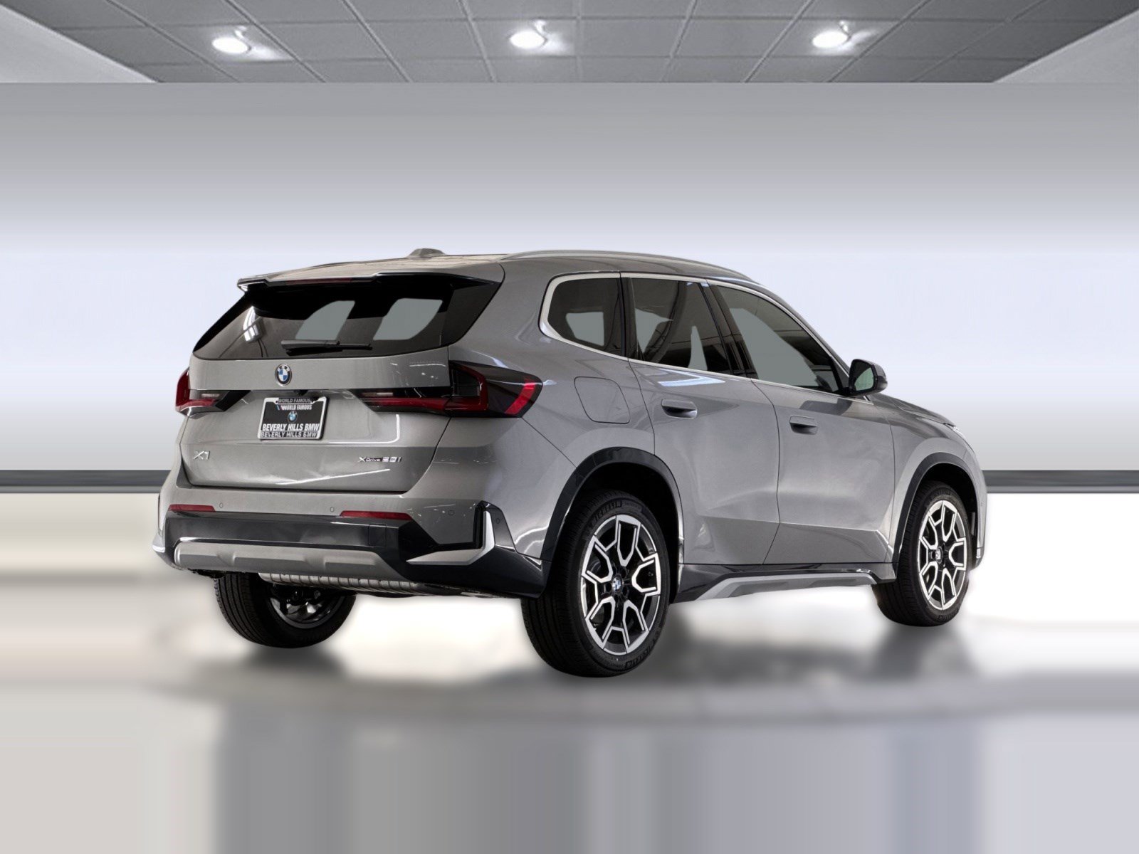 New 2026 BMW X1 xDrive28i w/ Convenience Package AWD/4WD image 8