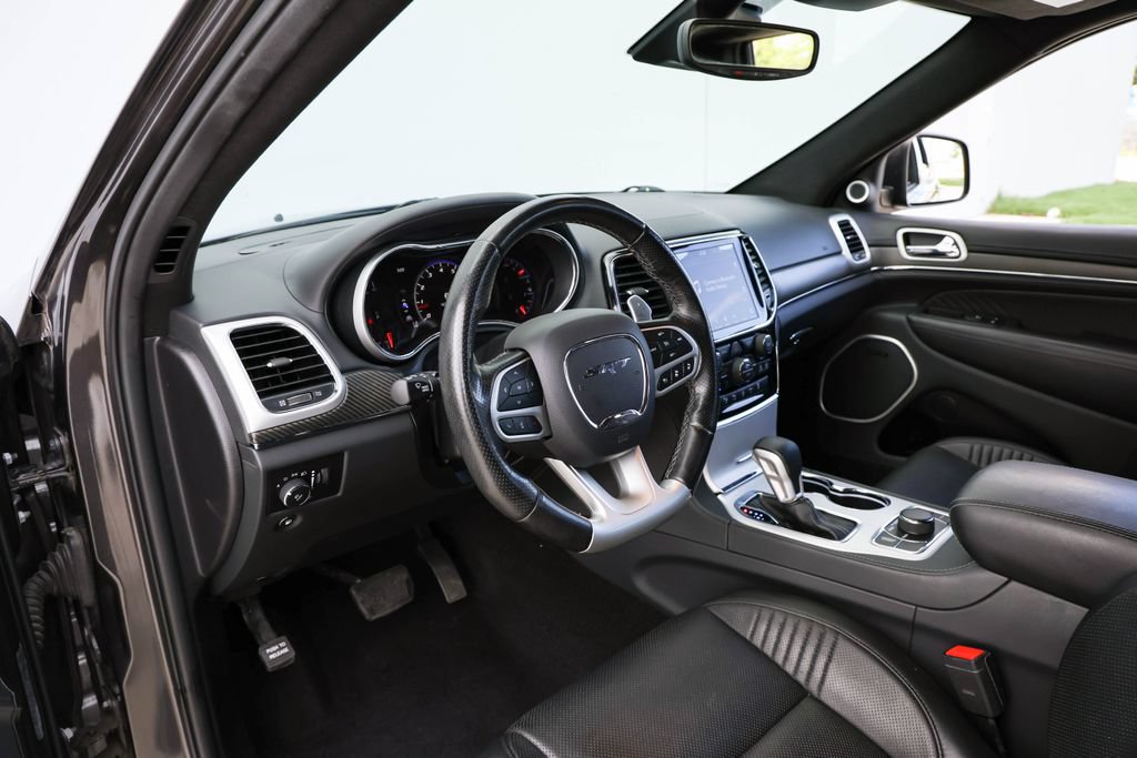 Used 2020 Jeep Grand Cherokee SRT AWD/4WD image 17