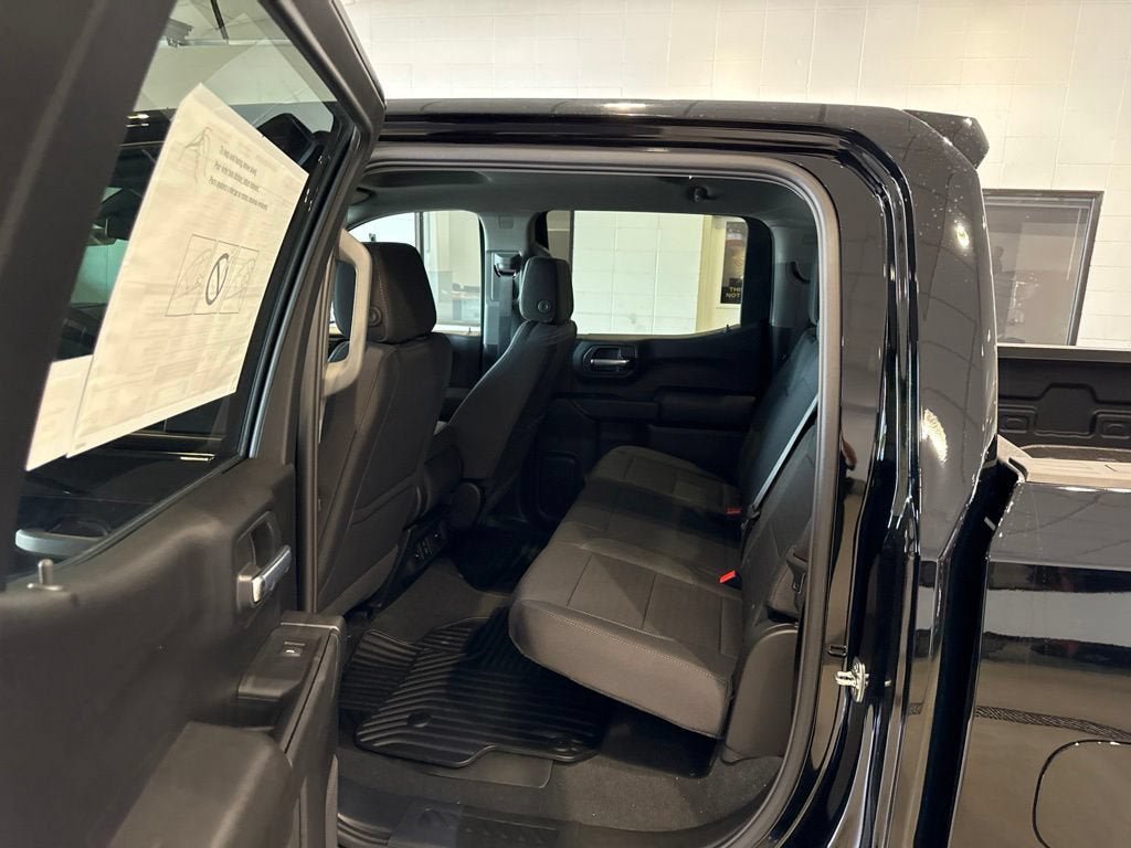 New 2026 GMC Sierra 1500 Pro w/ Graphite Edition AWD/4WD image 19