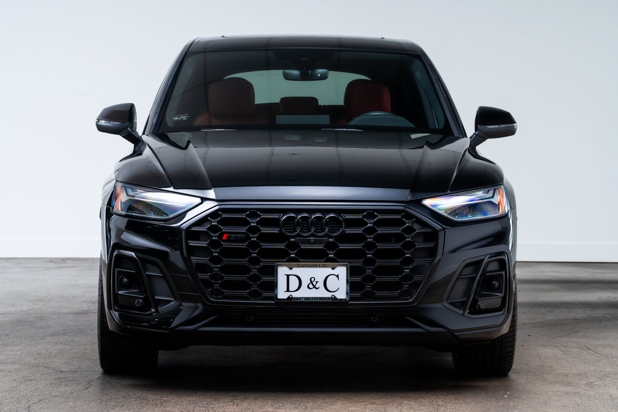 Used 2023 Audi SQ5 Premium Plus w/ Premium Plus Package AWD/4WD image 2