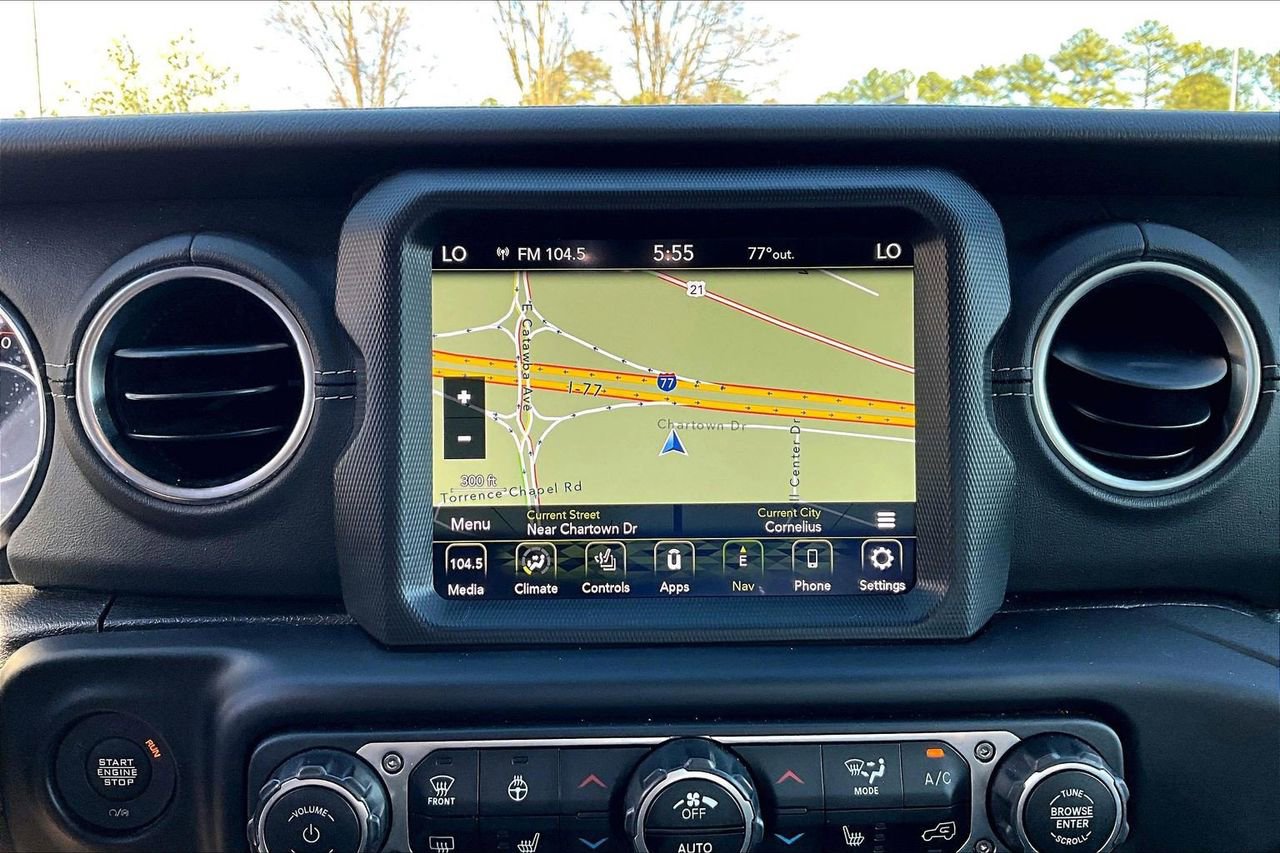 Certified 2023 Jeep Wrangler Sahara w/ Cold Weather Group image 14