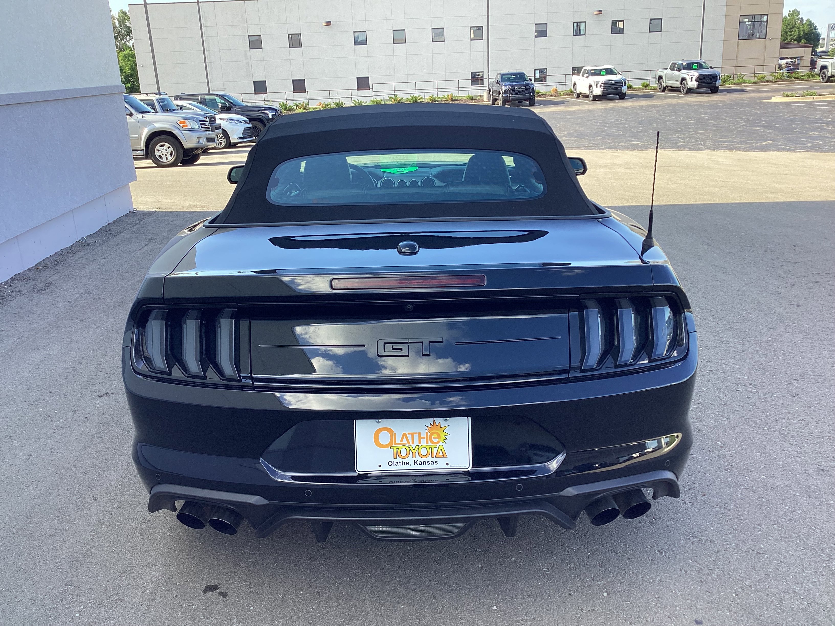 Used 2019 Ford Mustang GT Premium w/ GT Performance Package RWD image 25
