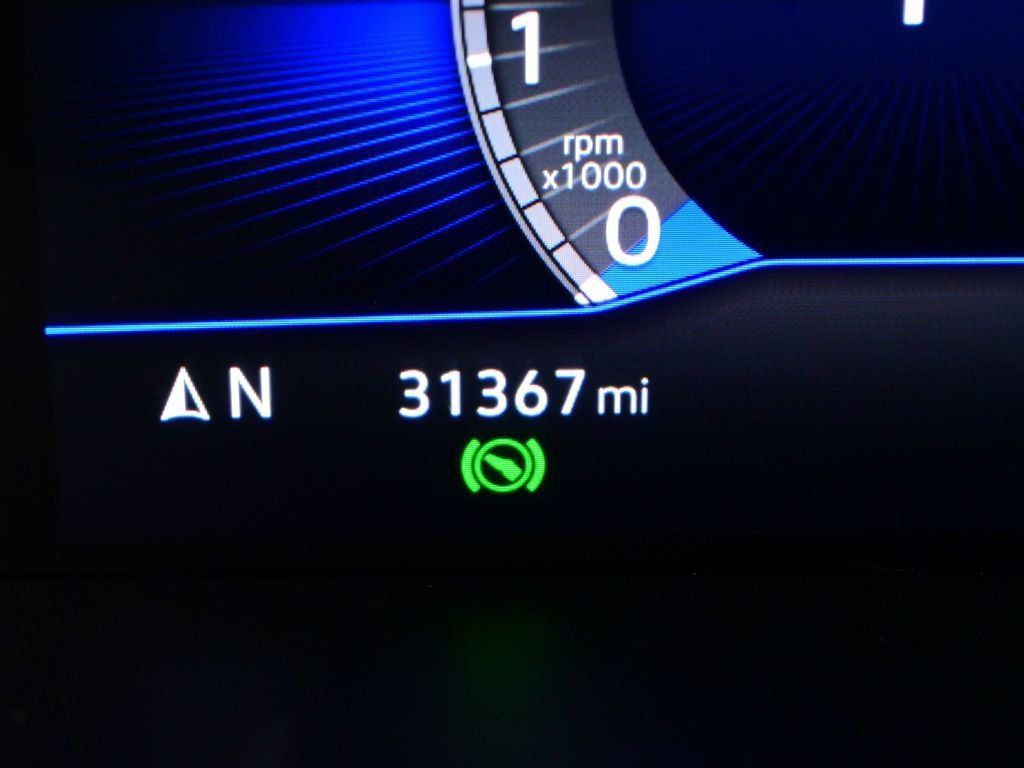 Used 2023 Volkswagen Taos SE w/ Panoramic Sunroof Package image 44