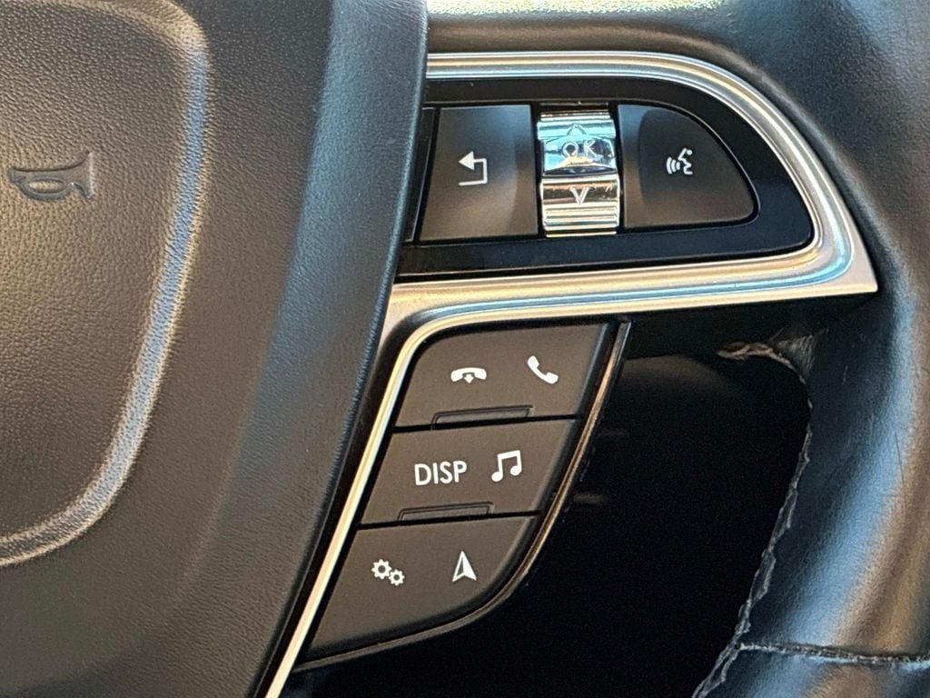 Used 2020 Lincoln Nautilus Reserve AWD/4WD image 29