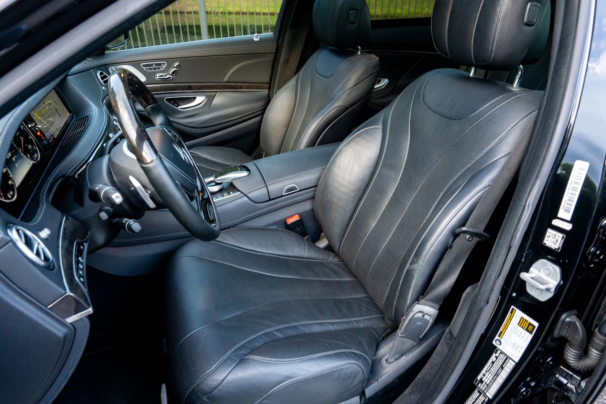 Used 2015 Mercedes-Benz S 550 Sedan image 12