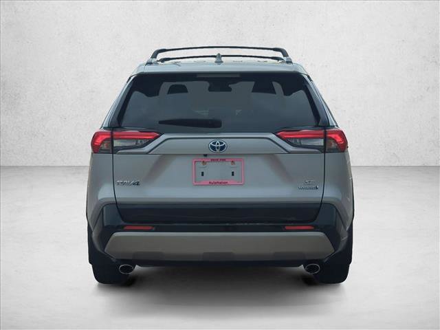 Used 2024 Toyota RAV4 SE w/ Convenience Package image 6