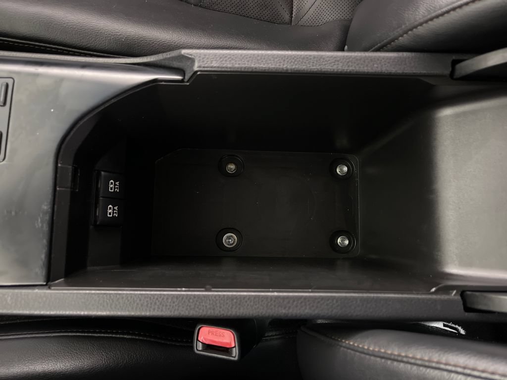 Certified 2018 Toyota Camry XLE FWD image 23