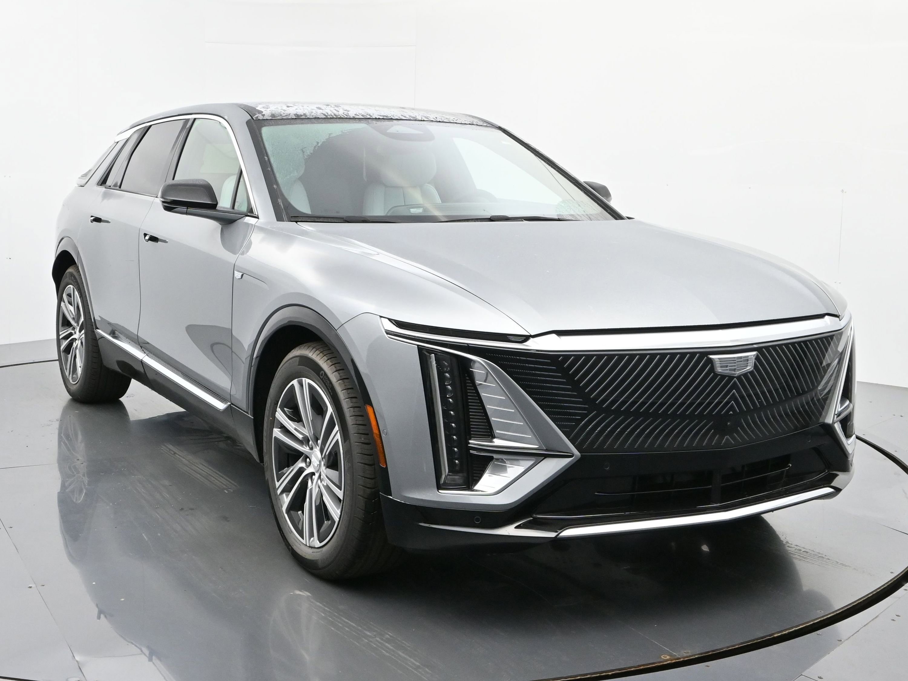 New 2026 Cadillac Lyriq Luxury image 8