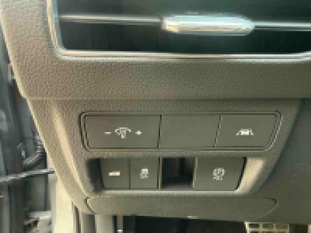 Used 2022 Hyundai Sonata SEL Plus image 13