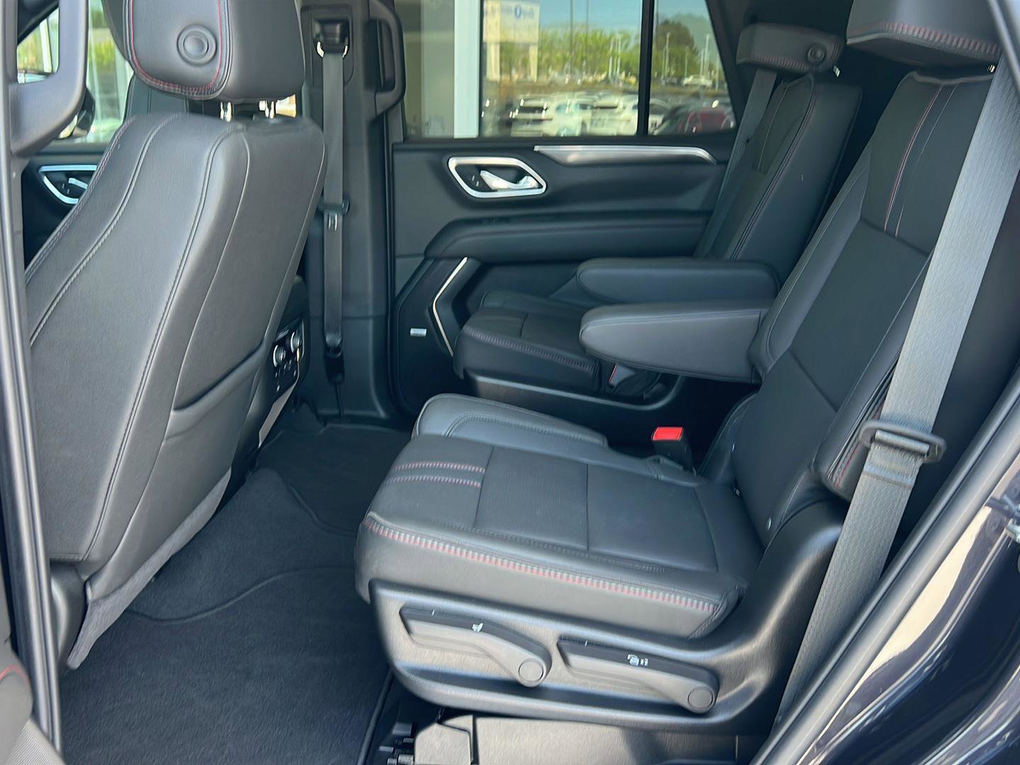 Used 2024 Chevrolet Tahoe RST w/ Luxury Package image 10