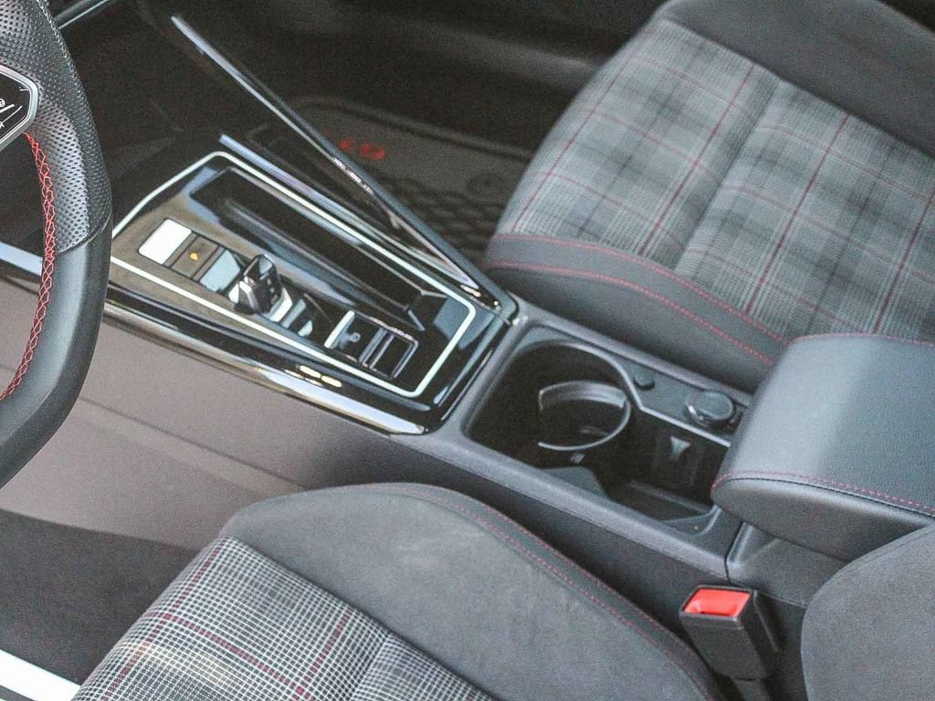 Used 2023 Volkswagen GTI 40th Anniversary Edition FWD image 20
