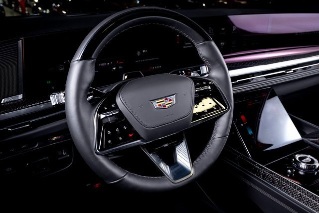 Used 2025 Cadillac Escalade V image 28