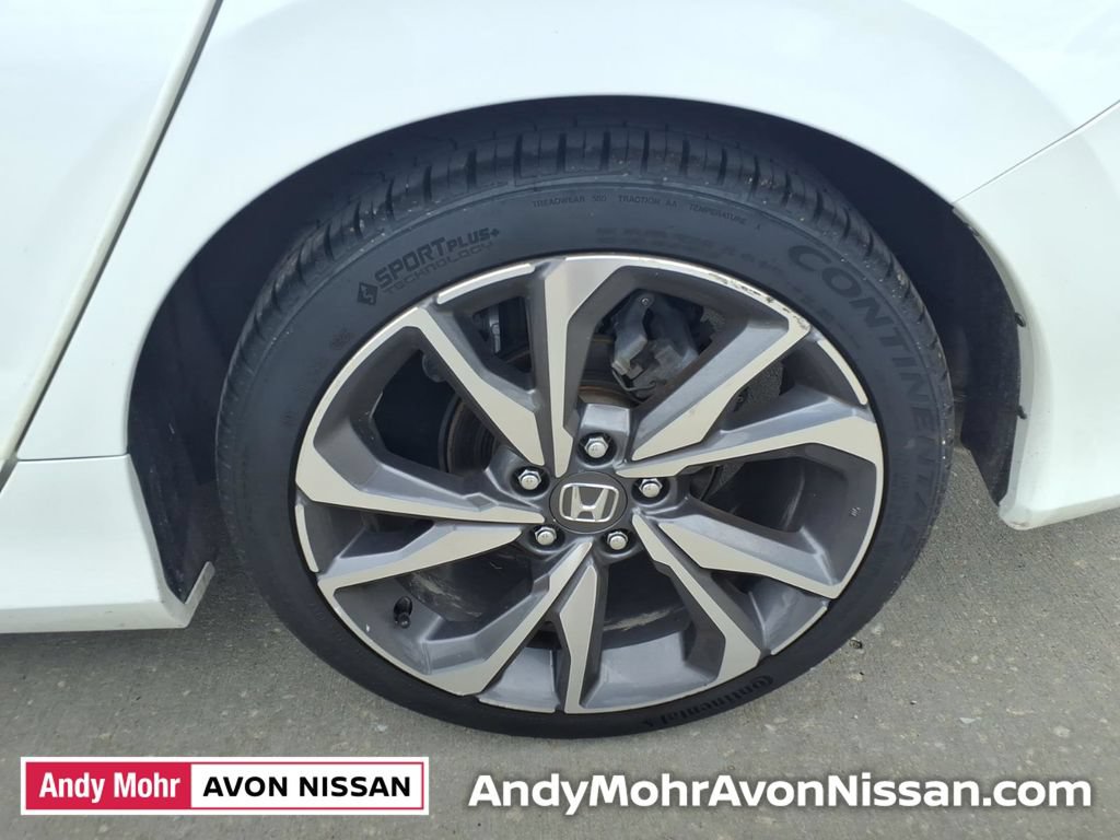 Used 2019 Honda Civic Touring image 12