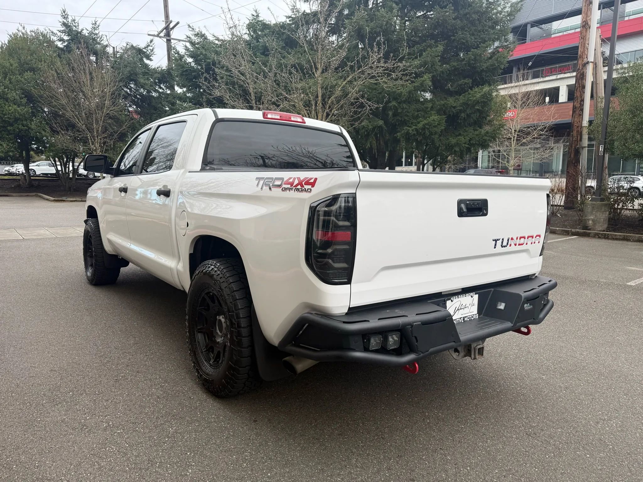 Used 2017 Toyota Tundra SR5 image 3