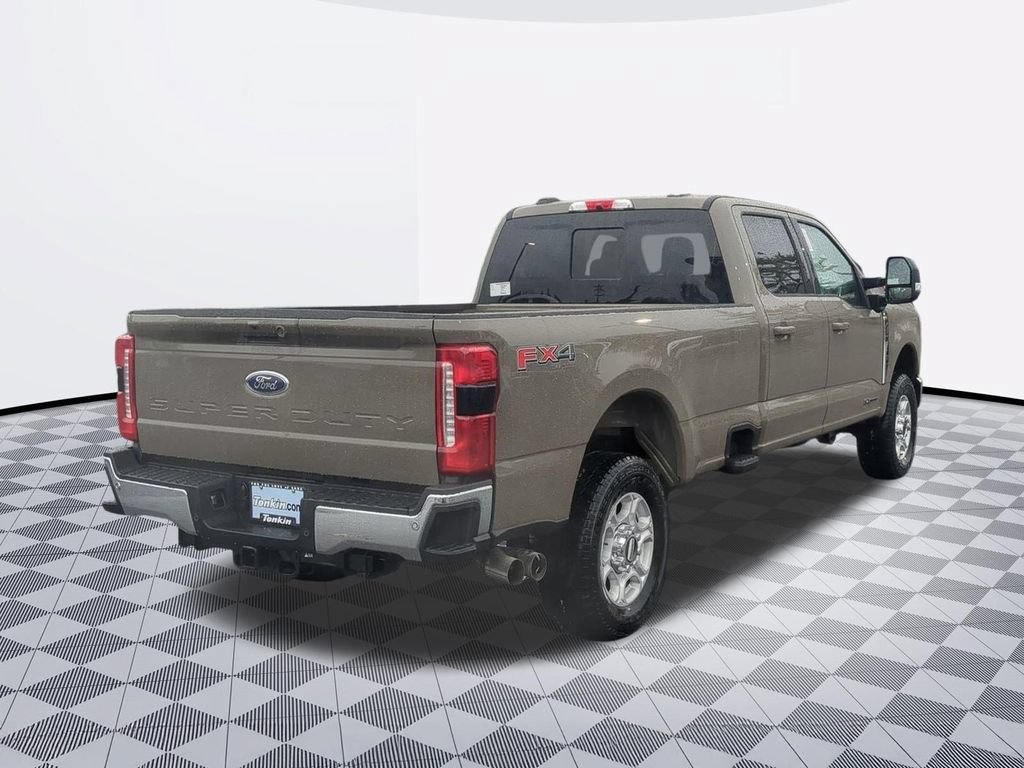 New 2026 Ford F250 XLT w/ XLT Premium Package AWD/4WD image 5