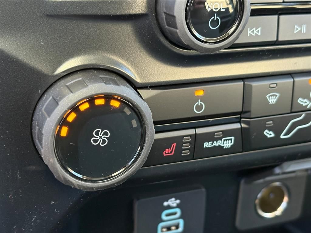 New 2026 Ford F250 XLT w/ XLT Premium Package image 13