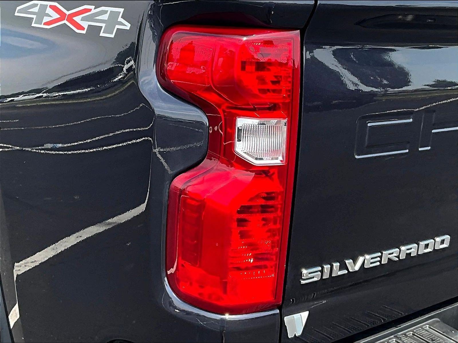 Used 2024 Chevrolet Silverado 2500 Custom AWD/4WD image 22