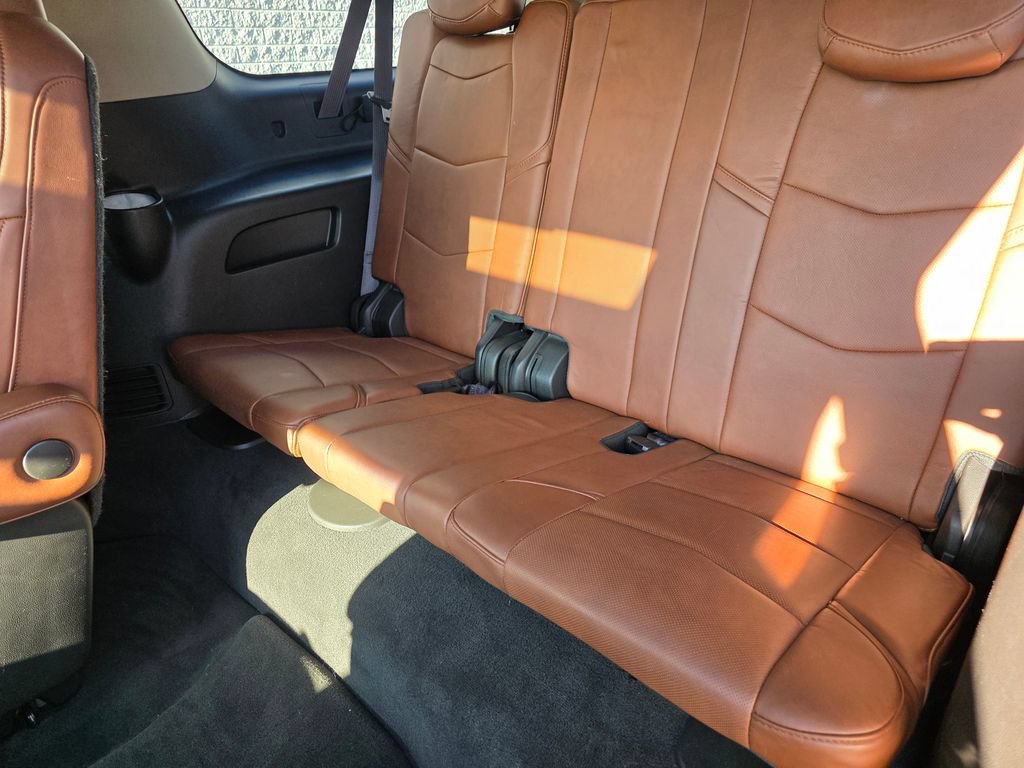 Used 2015 Cadillac Escalade ESV Premium AWD/4WD image 17