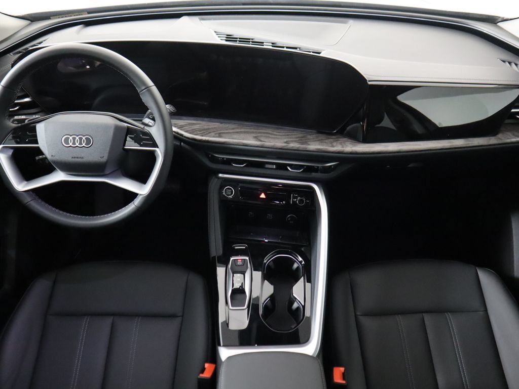 Used 2025 Audi Q5 Premium w/ Convenience Package AWD/4WD image 13