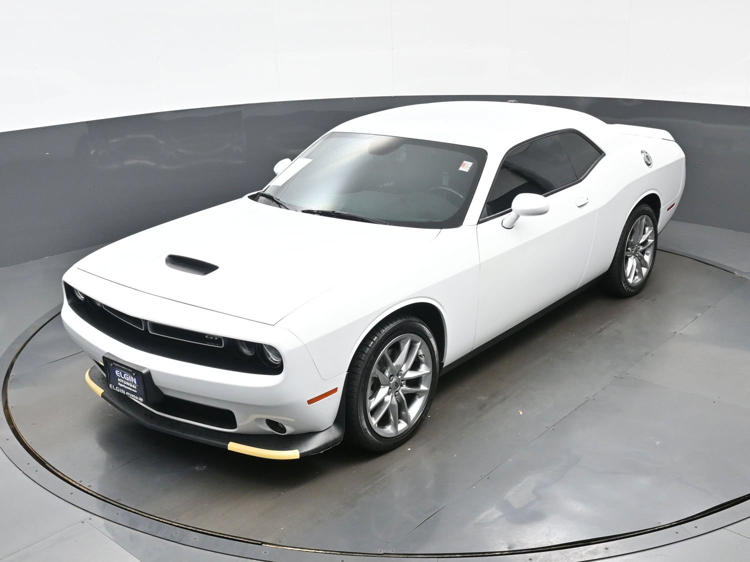 Used 2022 Dodge Challenger GT AWD/4WD image 31