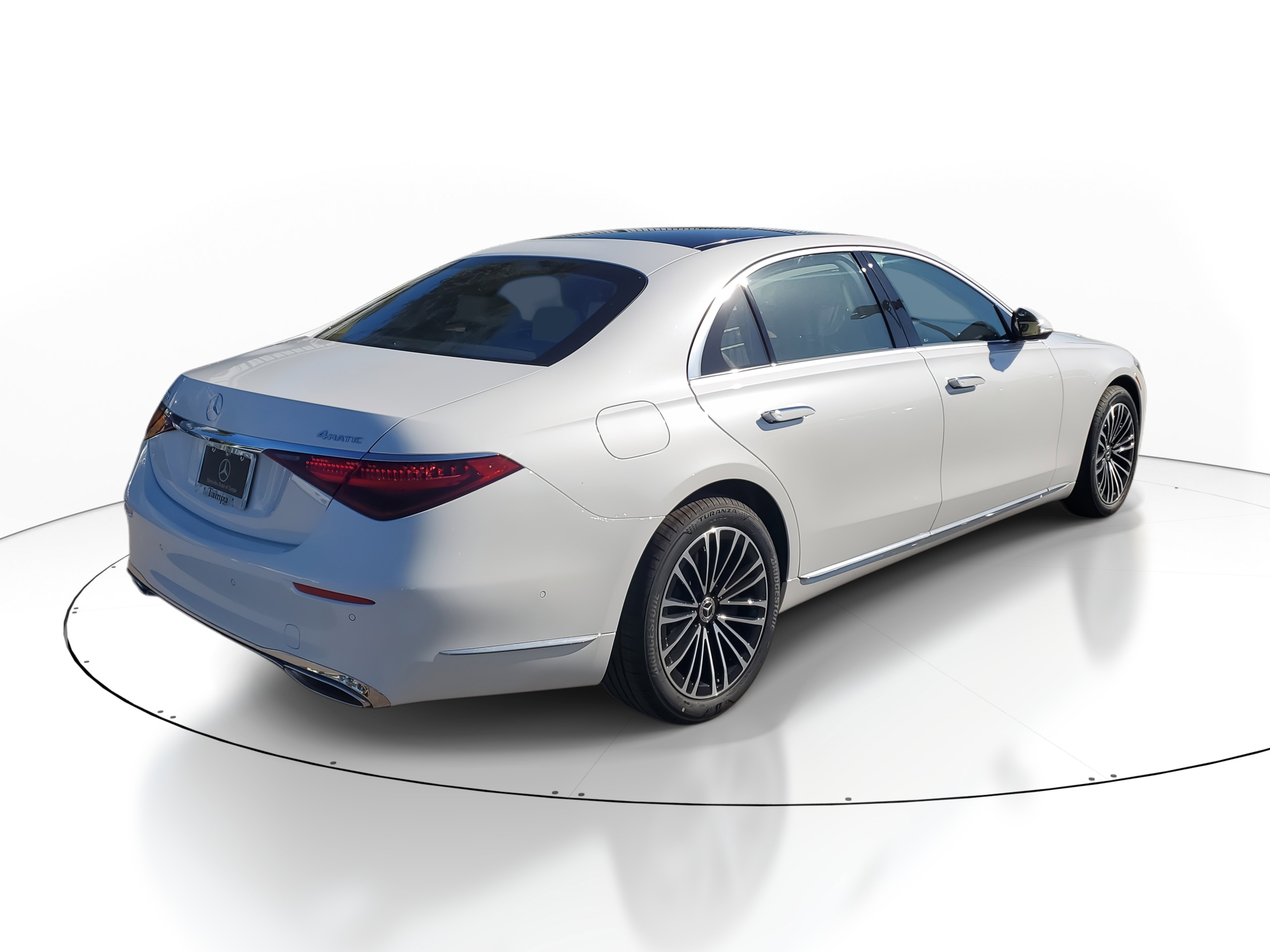 New 2026 Mercedes-Benz S 500 4MATIC image 4