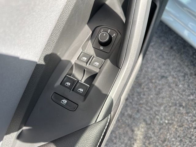 New 2025 Volkswagen Jetta SE image 14